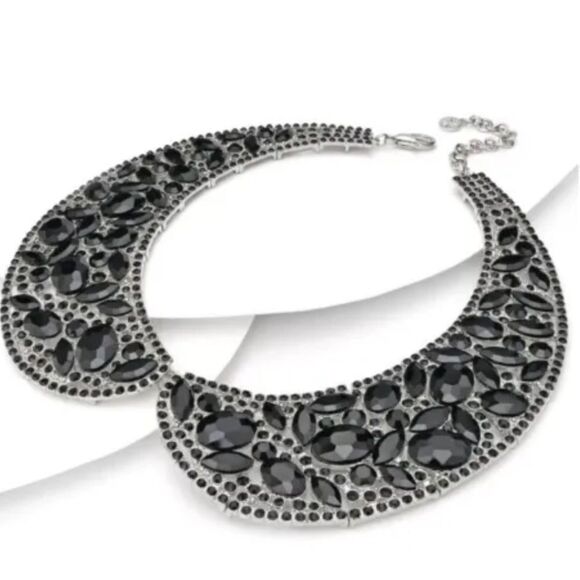 New Isaac Mizrahi Multishape 15" Black Crystal Collar Statement Necklace - Picture 1 of 3